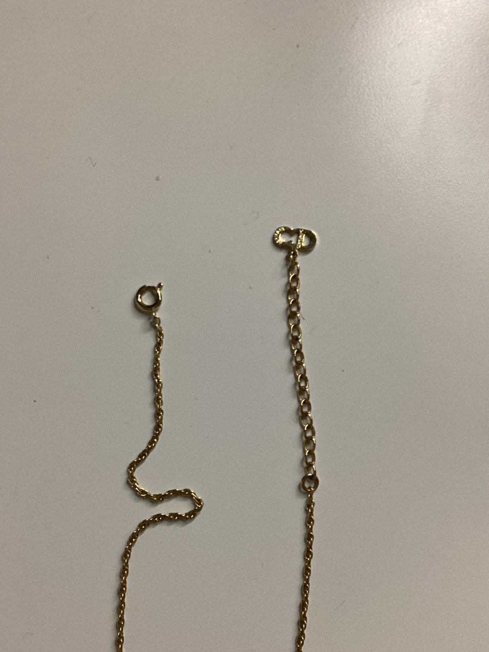 Dior Gold Teardrop Pendant Necklace - Picture 3 of 3
